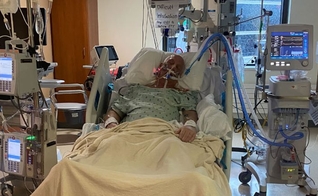 O pastor Greg Mundis sobreviveu a um estado grave de Covid-19. (Foto: AG News)