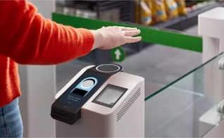 Amazon já criou sensor para realizar pagamentos com a palma da mão. (Foto: Divulgação/Amazon)