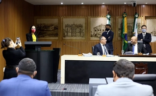 Câmara Municipal de Natal aprova projeto de lei que impede fechamento de igrejas durante pandemia. (Foto: Elpídio Júnior/CMN/Divulgação)