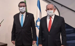 O ministro das Relações Exteriores, Ernesto Araújo, e o primeiro-ministro de Israel, Benjamin Netanyahu. (Foto: Assessoria da Embaixada de Israel no Brasil)