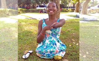 Grace Kyakuwa usa as mídias sociais para falar do Evangelho. (Foto: Reprodução / Facebook)