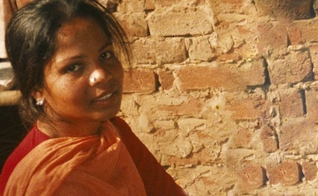 A cristã Asia Bibi chegou a ficar no corredor da morte após ser acusada injustamente por blasfemar contra Maomé. (Foto: Portas Abertas)