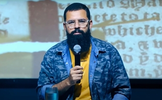 Douglas Gonçalves, líder do movimento JesusCopy. (Foto: Reprodução/YouTube)