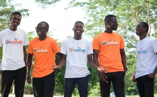 Jovens missionários que criaram o blog ‘Field Stories of Hope’ para contar o que Deus tem feito no mundo durante a pandemia. (Foto: Unsplash)