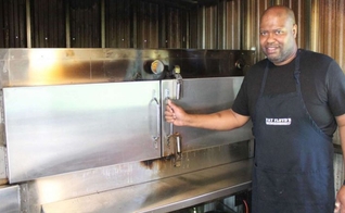 A Fat Floyd's Smokehouse & Grill foi criada para financiar projetos evangelísticos e missões. (Foto: Assemblies of God EUA).