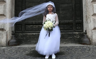Governador de Nova York assina lei que proíbe casamento infantil no Estado. (Foto: Getty Images/G.Bouys)