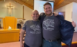 Jeremy Whitham com seu pastor Jack Coultas. (Foto: Arquivo pessoal/Connie Whitman).