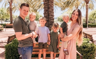 Paige Hilken morreu aos 28 anos e deixou marido e cinco filhos. (Foto: Instagram)