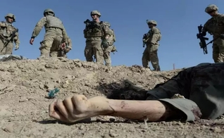 Guerra do Afeganistão levou à morte de milhares de pessoas. (Foto: Shah Marai/AFP)
