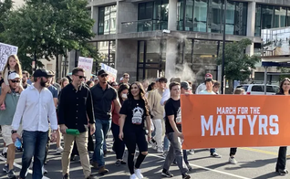 Marcha pelos Mártires em Washington, no sábado (25). (Foto: Christine Rousselle/CNA).