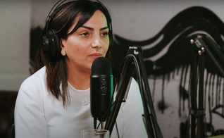 Eyshila em entrevista ao Douglas Gonçalves, do JesusCopy. (Foto: Captura de tela/YouTube)