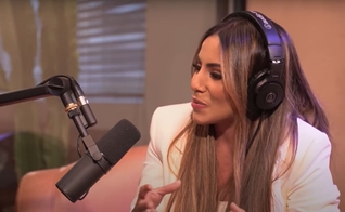 Gabriela Rocha, em entrevista ao Podcast Positivamente, com Karina Bacchi. (Foto: Captura de tela/Facebook)
