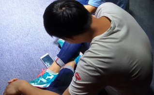 O jovem Amiel ouviu de um tio que ele deveria se tornar um assassino, ao invés de cristão. (Foto representativa: Portas Abertas)