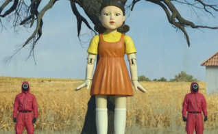 A direção do Jardim Escola Aladdin resolveu avisar os pais sobre o conteúdo inapropriado da série. (Foto: Divulgação/Netflix).