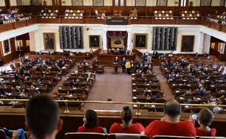 Terceira sessão legislativa especial no Capitólio do Estado em Austin, Câmara dos Representantes do Texas, EUA, em 20 de setembro de 2021. (Foto: Reuters/Sergio Flores)