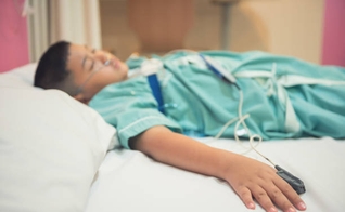 Adolescente hospitalizado. (Foto ilustrativa: iStock)