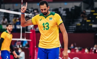 Maurício Souza durante partida da seleção brasileira nos Jogos Olímpicos de Tóquio.| (Foto: Miriam Jeske/COB)