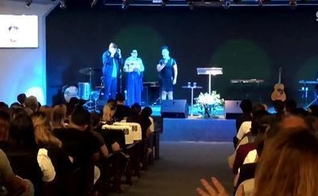 Culto na Assembleia de Deus em homenagem a Marília Mendonça, em Goiânia. (Imagem: Reprodução Vídeo)
