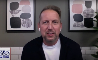Bobby Gruenewald, ex-ateu que se converteu ao ler a Bíblia. (Foto: Captura de tela/Youtube)
