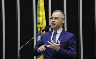 André Mendonça em sessão solene na Câmara dos Deputados. (Foto: Luis Macedo/Câmara dos Deputados)