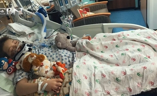 Após sofrer hemorragia cerebral e ter o pulmão perfurado, Brenden, de 9 anos, é um milagre ambulante. (Foto: Reprodução/CBN News).