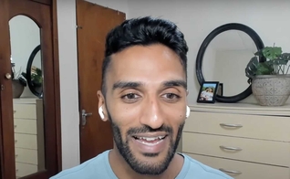 Sathiya Sam compartilha testemunho sobre libertação do vício em pornografia. (Foto: Reprodução / CBN News)