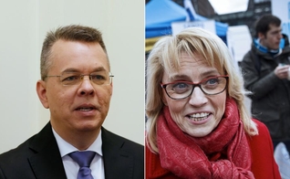 O pastor Andrew Brunson e a parlamentar finlandesa Päivi Räsänen. (Foto: Reprodução / CBN News)
