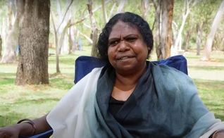 Millywanga Sandy Wurrben. (Foto: Captura de tela/YouTube 40 Stories Project)