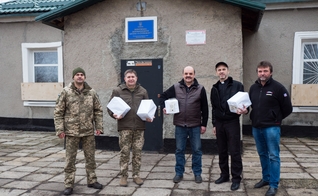 A demanda é tão alta, que a Sociedade Bíblica da Ucrânia ficou sem cópias. (Foto: Facebook/Sociedade Bíblica da Ucrânia).