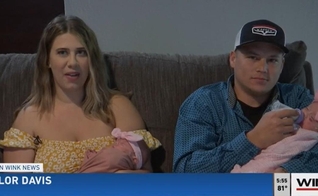 Taylor Davis e seu marido e seu marido Mark com as gêmeas. (Foto: Captura de tela/Vídeo Wink TV)