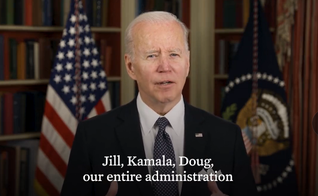 Joe Biden anuncia políticas para cirurgias de mudança de sexo em menores. (Captura de tela Twitter President Biden)