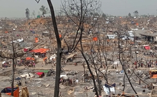 Panorama do campo de refugiados em Cox's Bazar, após incêndio. (Foto: Word Vision)