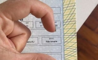 Gênero 'não binarie' se torna opção nas carteiras de identidade emitidas no Rio. (Foto: Divulgação)