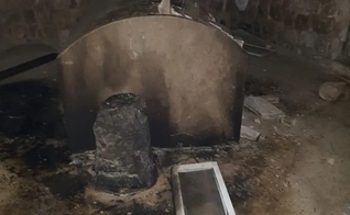 Manifestantes palestinos vandalizaram o túmulo de José em Nablus, na Cisjordânia, em 10 de abril de 2022. (Foto: Conselho Regional de Samaria)
