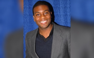 Kel Mitchell é pastor de jovens e tem compartilhado Jesus com seus fãs. (Foto: www.lukeford.net/Wikimedia Commons).