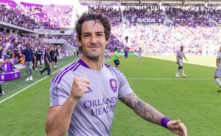 Alexandre Pato é atacante do Orlando City. (Foto: Instagram/Rebeca Abravanel)