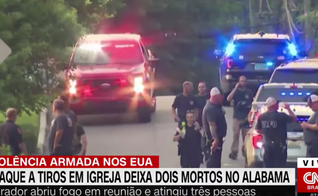 Mobilização policial após ataque na Igreja Episcopal St. Stephen's, no Alabama. (Captura de tela CNN Brasil)