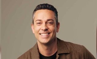 Zachary Levi na capa do livro “Radical Love”. (Reprodução Instagram Zachary Levi)