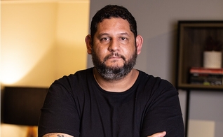 Fábio Coelho, autor do livro “A Missão Apostólica da Igreja”. (Foto: Reprodução/Na Mesa JesusCopy)