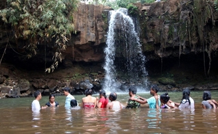 Novos convertidos foram batizados no Sudeste Asiático. (Foto: International Mission Board).