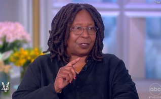 A atriz Whoopi Goldberg no "The View". (Captura de tela/The View) 