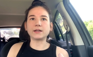 Cassidy Kellagher foi visitada por um anjo no quarto do hospital. (Foto: YouTube/Cassidy Kellagher).