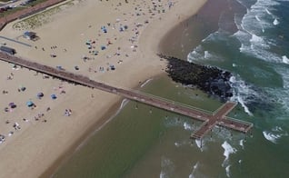 Píer em forma de cruz é inaugurado após polêmica. (Foto: Ocean Grove Camp Meeting Association)