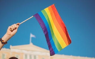 A Prefeitura de Natal promoveu evento sobre sexualidade LGBT na infância. (Foto: Imagem ilustrativa/Unsplash/Stavrialena Gontzou).