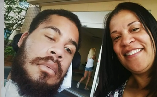 Drew e sua mãe Yolanda. (Foto: Reprodução/First Coast News).