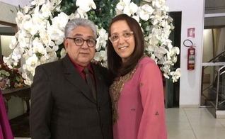 Rosileny e Paulo Martins enfrentaram a infertilidade, mas viveram um milagre de Deus. (Foto: Facebook/Rosileny Rosa Martins).