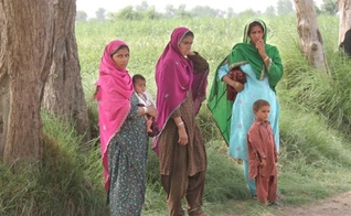 As residências e a igreja de uma comunidade cristã foram destruídas sem aviso prévio. (Foto: Imagem ilustrativa/Open Doors).