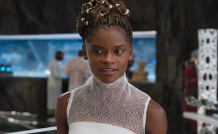 Letitia Wright conheceu o Evangelho em um estudo bíblico para atores. (Foto: Divulgação/Marvel).