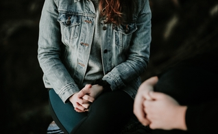 Michelle Donelan, a secretária de Cultura, anunciou que o projeto de lei seria publicado "em breve". (Foto ilustrativa: Priscilla Du Preez/Unsplash)
