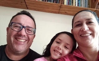 Isabele Firmino, filha do pastor Sérgio Fermino, morreu aos 7 anos. (Foto: Facebook/Sergio Luis Fermino).